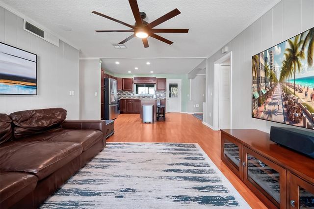 623 LAKESPUR LANE, Altamonte Springs, FL 32714