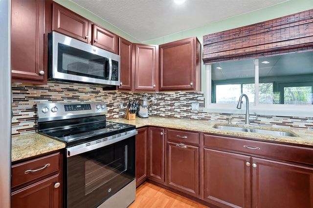 623 LAKESPUR LANE, Altamonte Springs, FL 32714