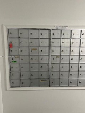 300 SW 134th Way 102E, Pembroke Pines, FL 33027