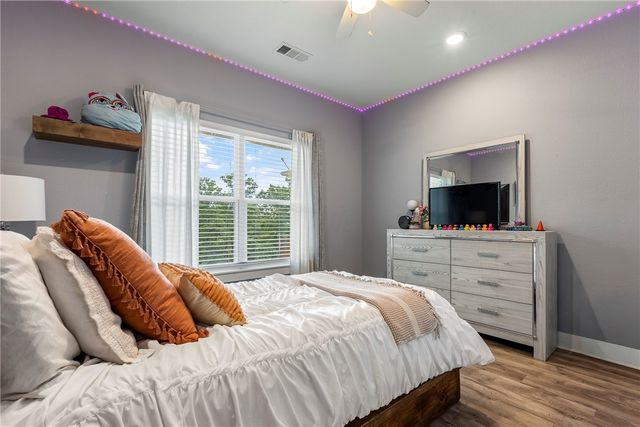 1213 Stokenbury Road, Elkins, AR 72727