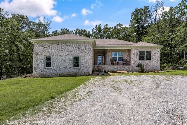 1213 Stokenbury Road, Elkins, AR 72727