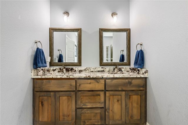 1213 Stokenbury Road, Elkins, AR 72727