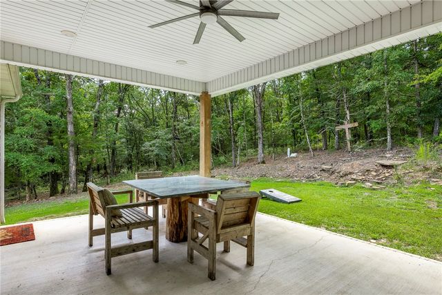 1213 Stokenbury Road, Elkins, AR 72727