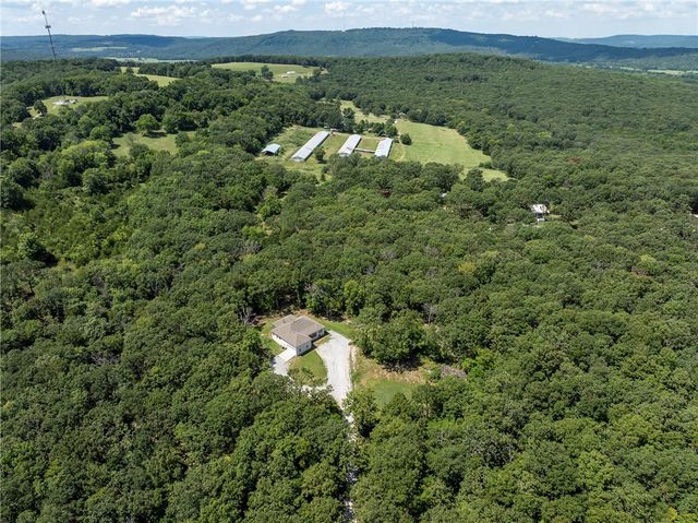 1213 Stokenbury Road, Elkins, AR 72727