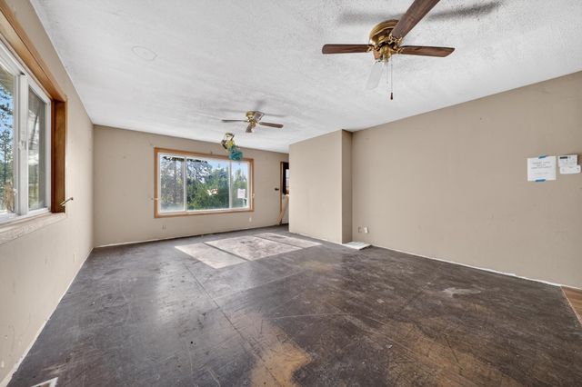 611 S Farr Rd, Spokane Valley, WA 99206