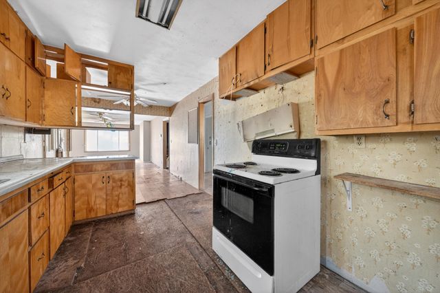 611 S Farr Rd, Spokane Valley, WA 99206