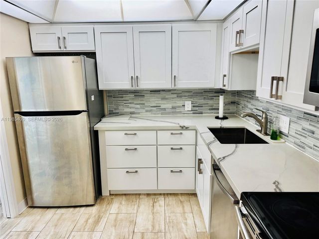 2601 S Course Dr 409, Pompano Beach, FL 33069