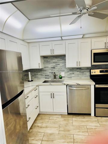 2601 S Course Dr 409, Pompano Beach, FL 33069