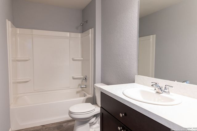 5907 Lady, San Antonio, TX 78242