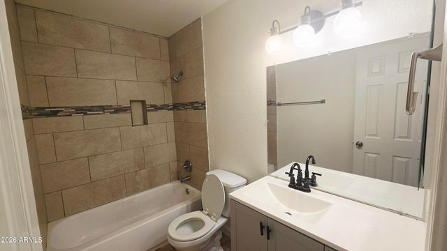 4431 N 53rd Lane 4, Phoenix, AZ 85031