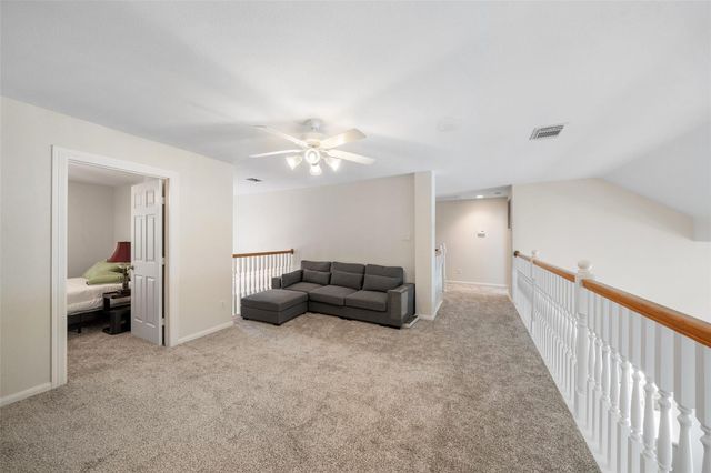 2 N Chantsong Circle, The Woodlands, TX 77382