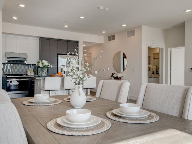 3512 Vision Cmn 420, Fremont, CA 94538