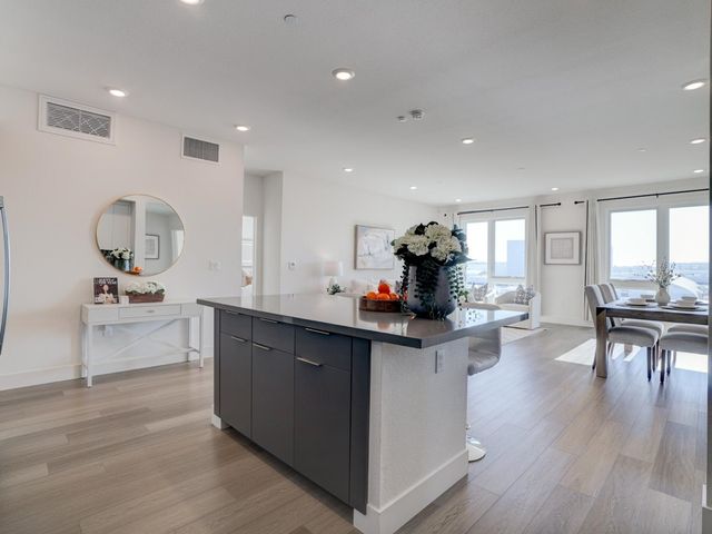 3512 Vision Cmn 420, Fremont, CA 94538