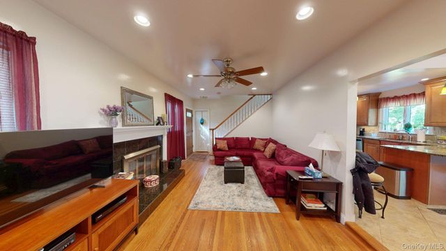 15 Woodbine Road, Irvington, NY 10533