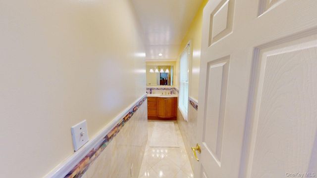 15 Woodbine Road, Irvington, NY 10533