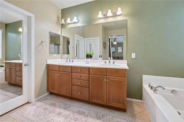 714 Suncup Circle, Hemet, CA 92543