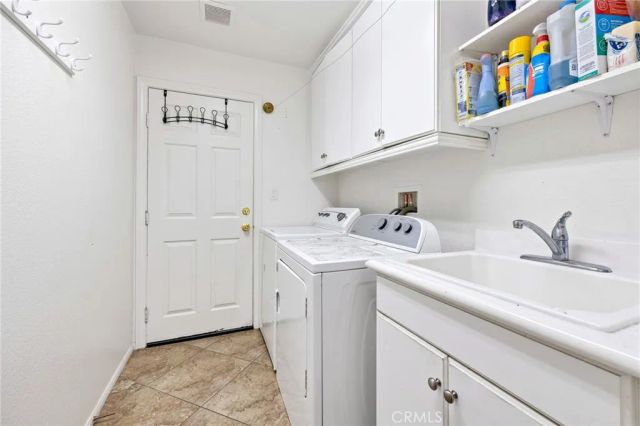 714 Suncup Circle, Hemet, CA 92543