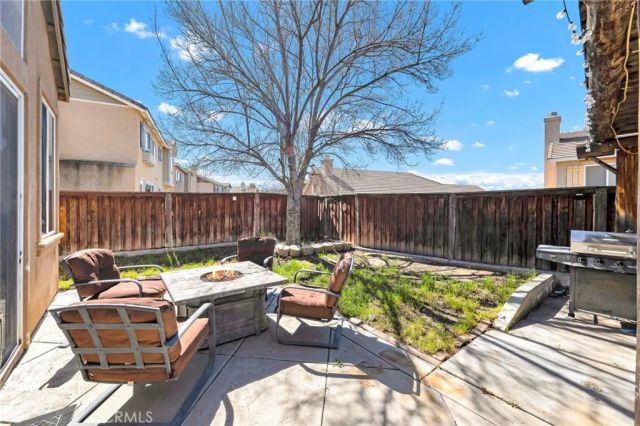 714 Suncup Circle, Hemet, CA 92543