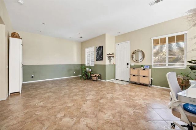 714 Suncup Circle, Hemet, CA 92543