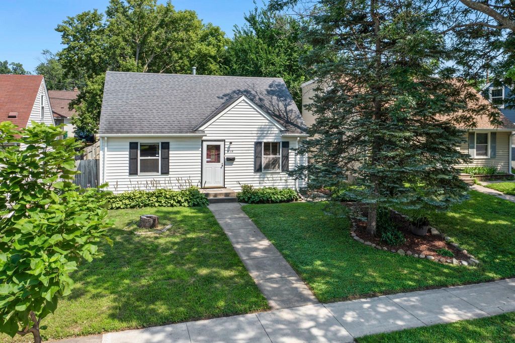 3145 Louisiana Avenue S, Saint Louis Park, MN 55426