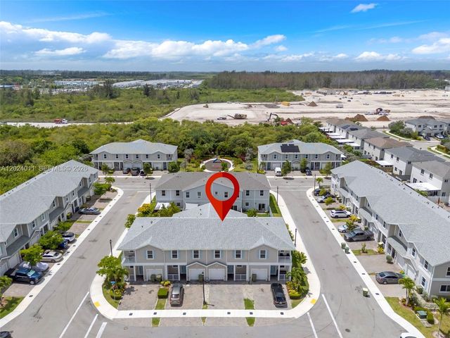 914 SE 18th St, Homestead, FL 33034
