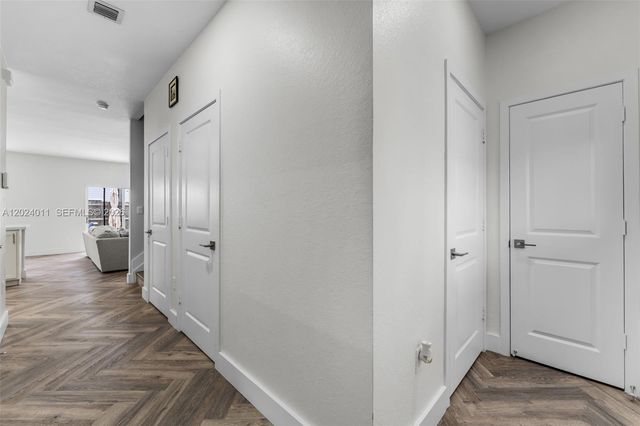 914 SE 18th St, Homestead, FL 33034