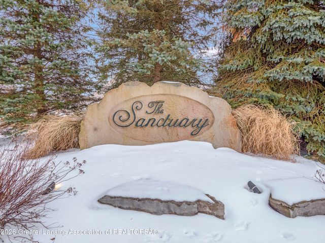 3738 Crane Circle, Okemos, MI 48864