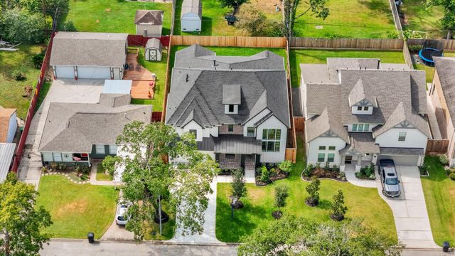 1827 Chantilly Lane, Houston, TX 77018