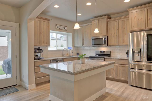 12737 S S Arezzo Way, Nampa, ID 83686