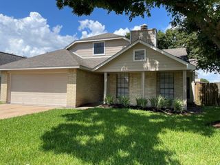 15314 Wildwood Lake Drive, Houston, TX 77083