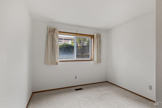 1624 18th Avenue, Lewiston, ID 83501