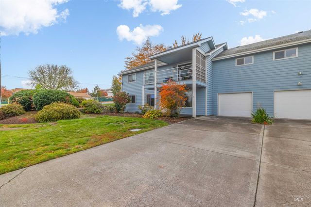 1624 18th Avenue, Lewiston, ID 83501