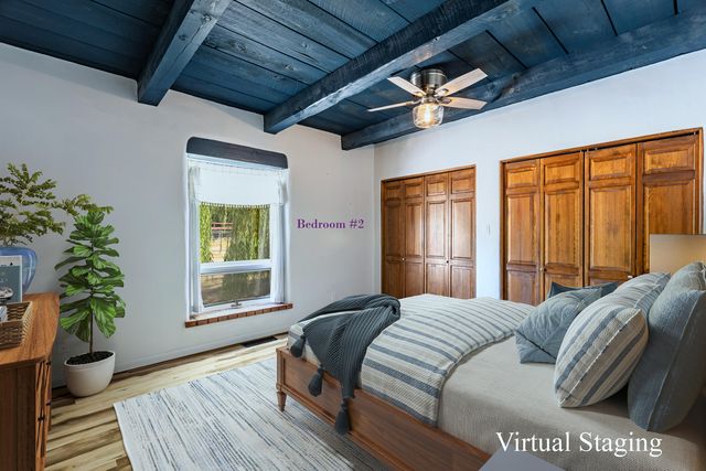 1718 Avenida Las Campanas NW, Los Ranchos, NM 87107