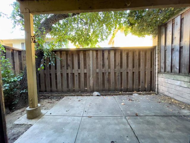 1005 Imperial PL, Hayward, CA 94541