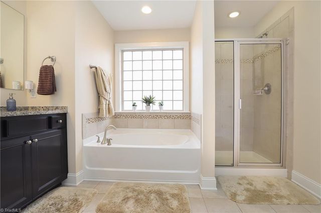 2689 Lamplight Circle, High Point, NC 27265