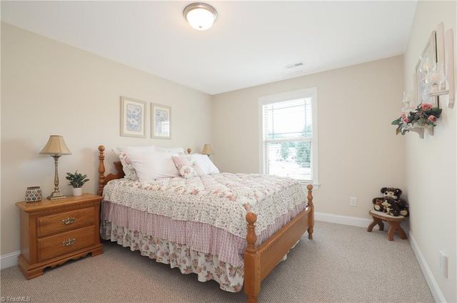 2689 Lamplight Circle, High Point, NC 27265