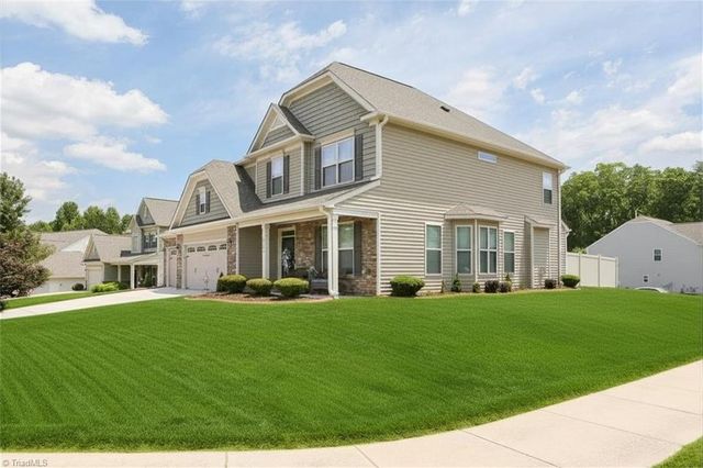 2689 Lamplight Circle, High Point, NC 27265