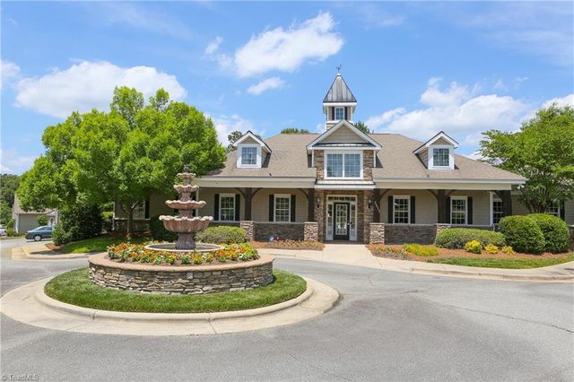 2689 Lamplight Circle, High Point, NC 27265