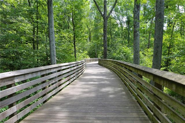 2689 Lamplight Circle, High Point, NC 27265