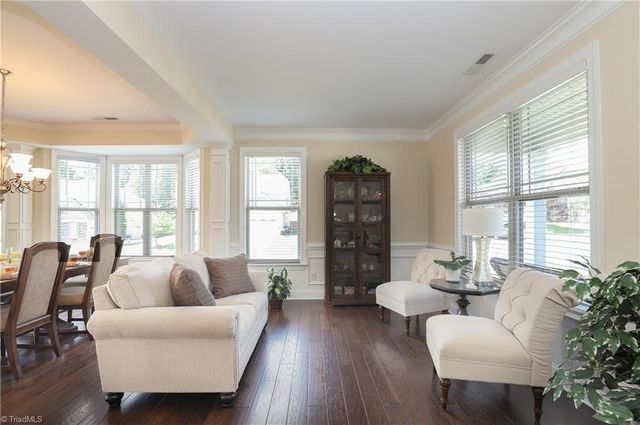 2689 Lamplight Circle, High Point, NC 27265