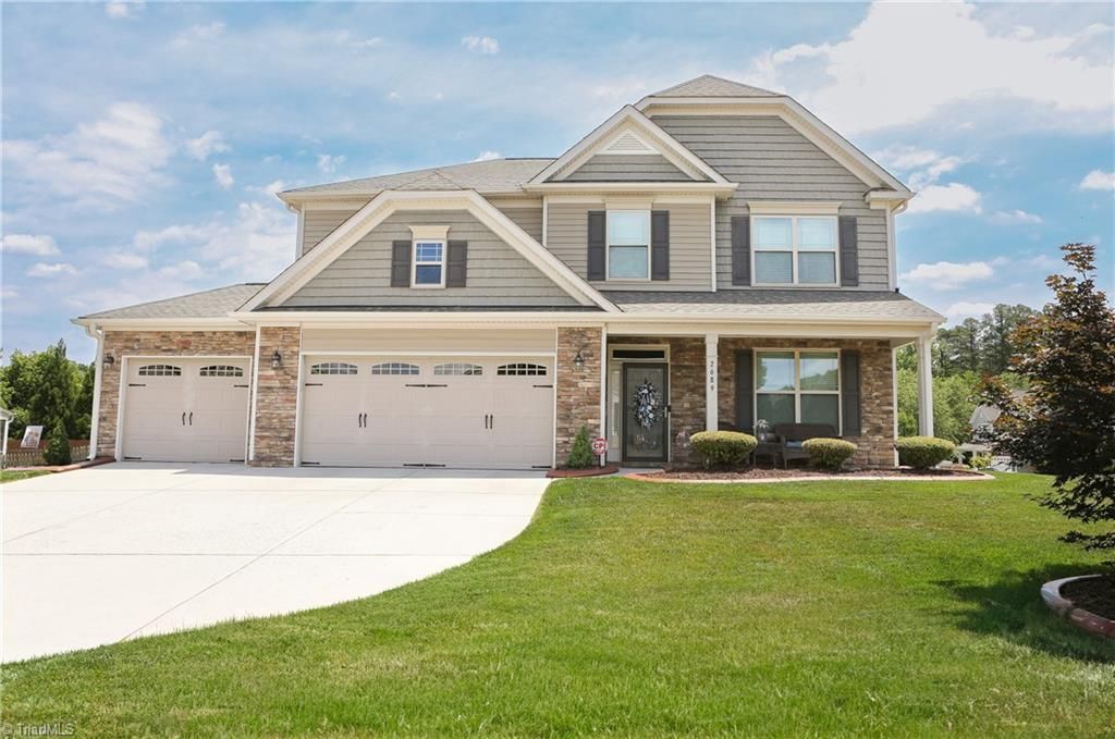 2689 Lamplight Circle, High Point, NC 27265