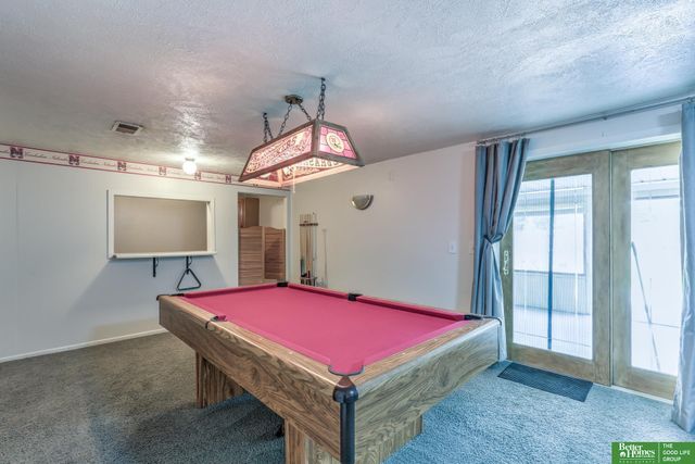 4412 Grover Street, Omaha, NE 68105