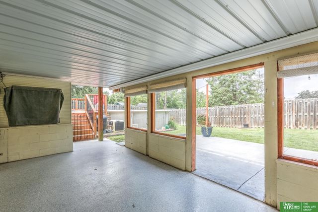4412 Grover Street, Omaha, NE 68105