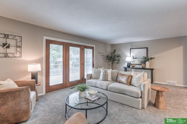 4412 Grover Street, Omaha, NE 68105