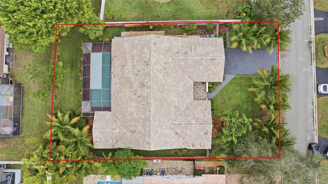 10949 NW 1st Manor, Coral Springs, FL 33071