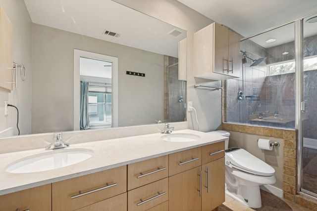1211 Urban Lofts Drive, Dallas, TX 75215