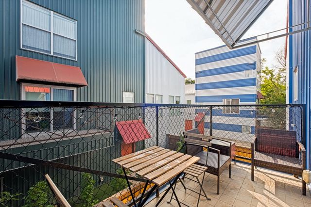 1211 Urban Lofts Drive, Dallas, TX 75215