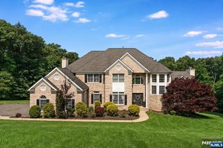 10 Pasha Court, Rockaway Boro, NJ 07435
