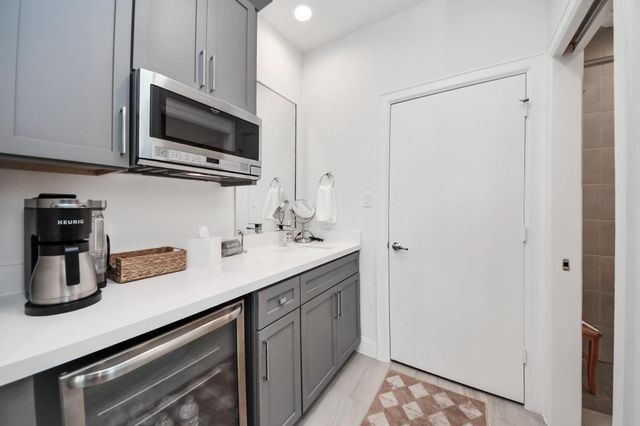 1721 Eado Point Lane, Houston, TX 77003