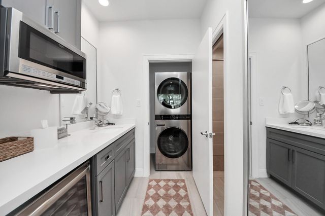 1721 Eado Point Lane, Houston, TX 77003